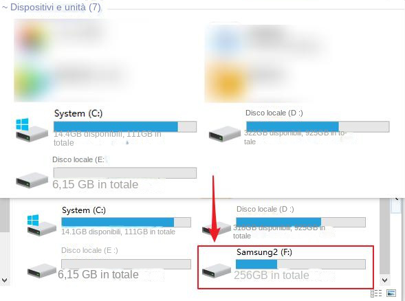 File Explorer che mostra le partizioni