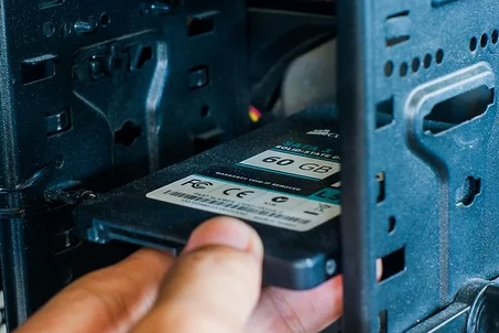 NO_TRANS:installare l'SSD in un PC